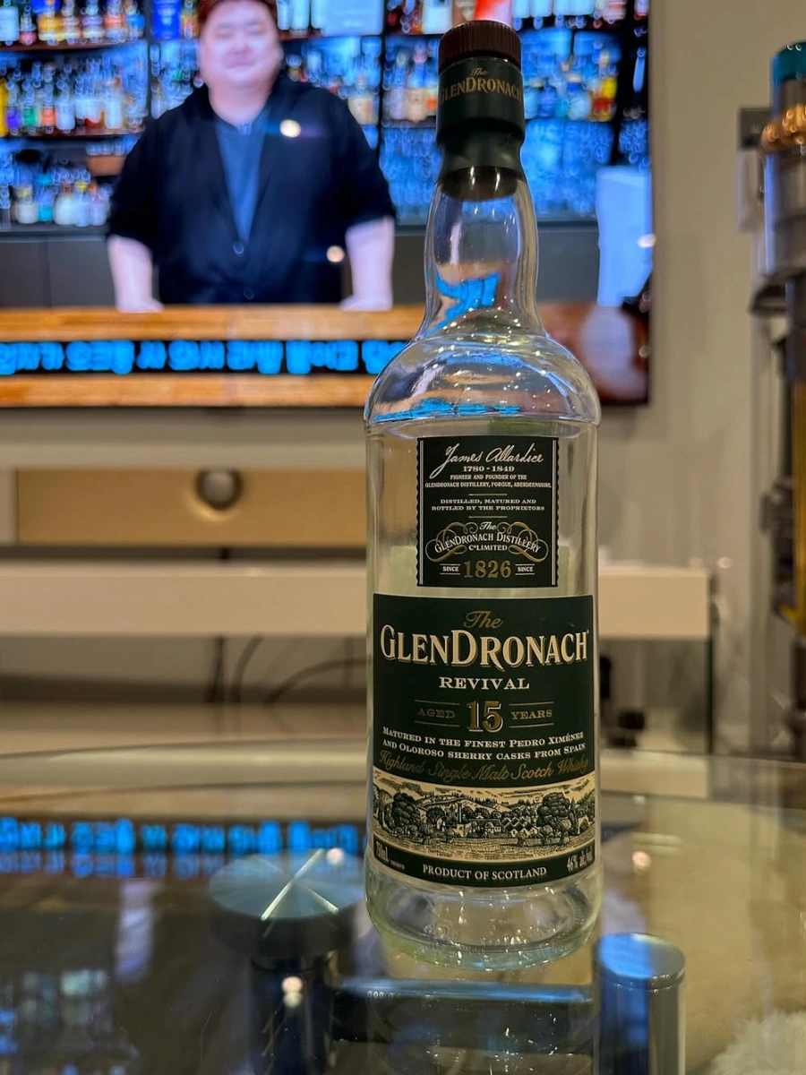 GlenDronach 15년 리뷰: 꾸덕한 셰리와 짙은 오크, 내가 가장 사랑한 증류소